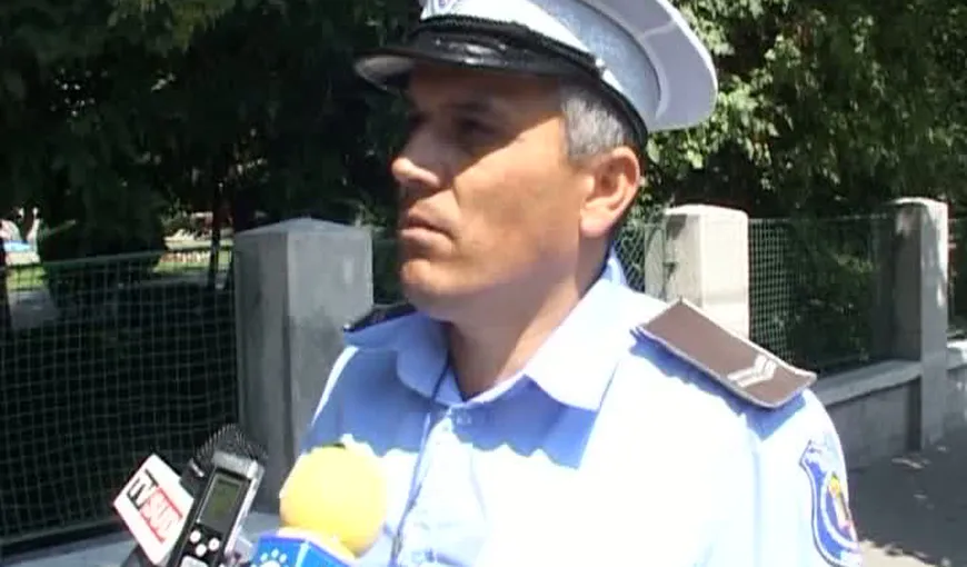 Poliţistul erou: A salvat viaţa unui bărbat căzut pe stradă VIDEO