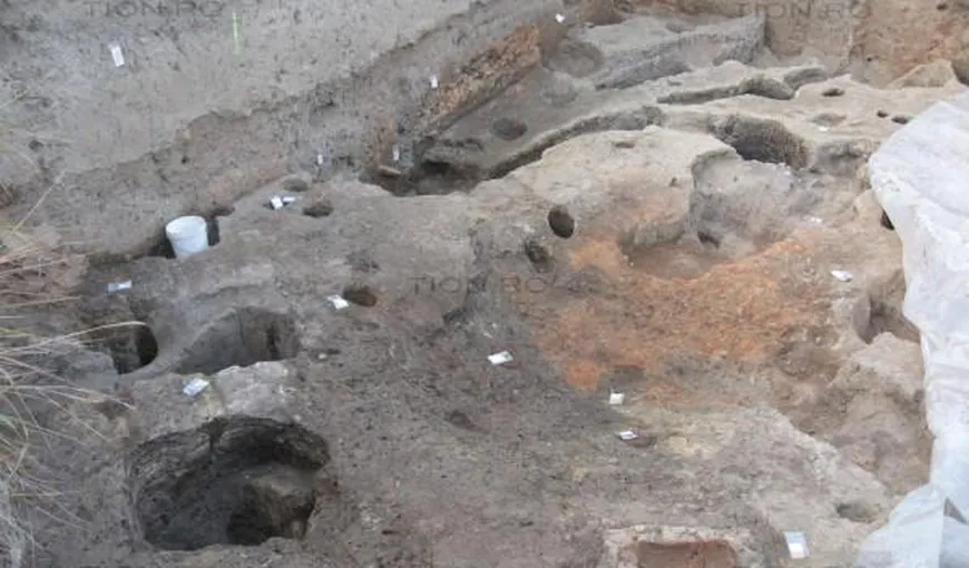 Aşezare umană cu mai multe obiecte din secolul IV, descoperită în judeţul Vaslui