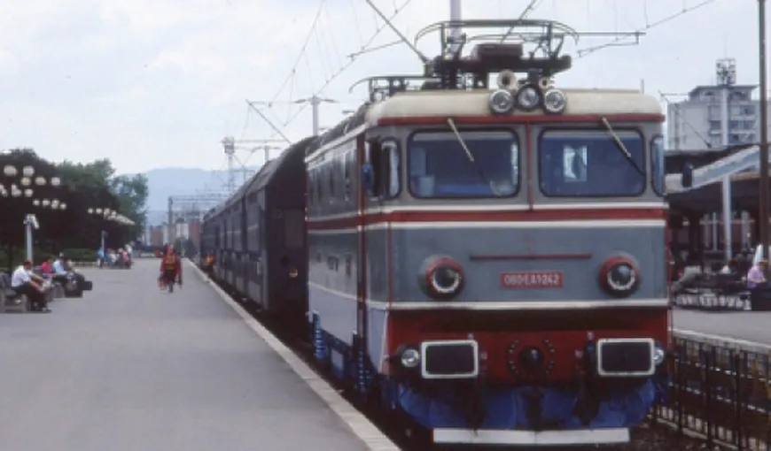 Trenurile din România merg în ritmul bicicletelor. Viteza pe calea ferată a scăzut cu 20 km/h