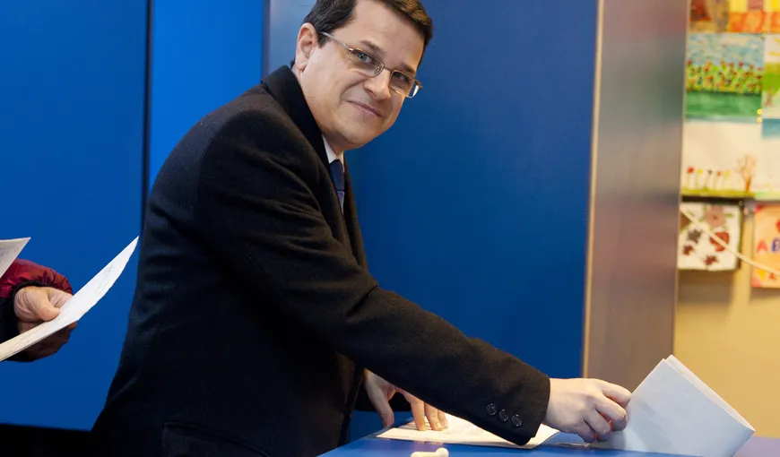 Eduard Hellvig va prelua unul dintre mandatele de europarlamentar PNL rămase vacante