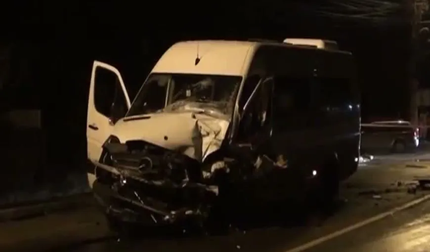 ACCIDENT CUMPLIT în Cluj. O persoană a murit şi alte 13 au fost rănite VIDEO