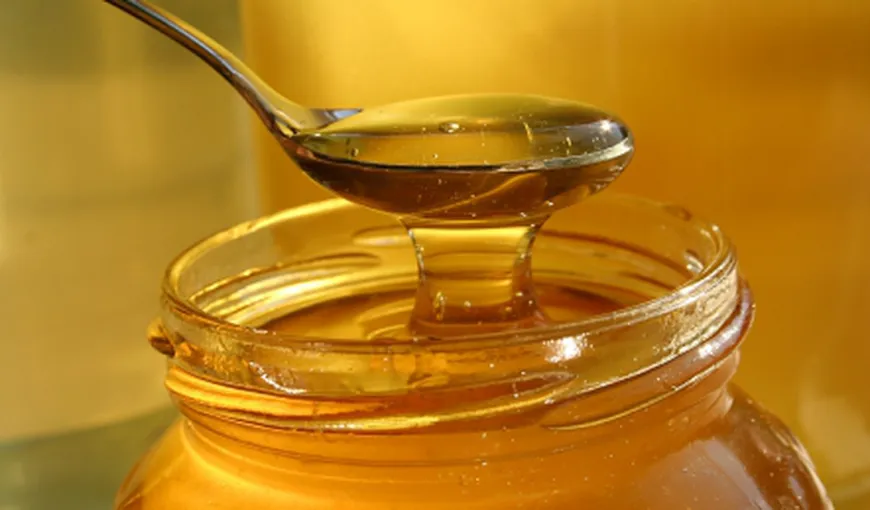Întrebuinţările surprinzătoare ale mierii pentru frumuseţe