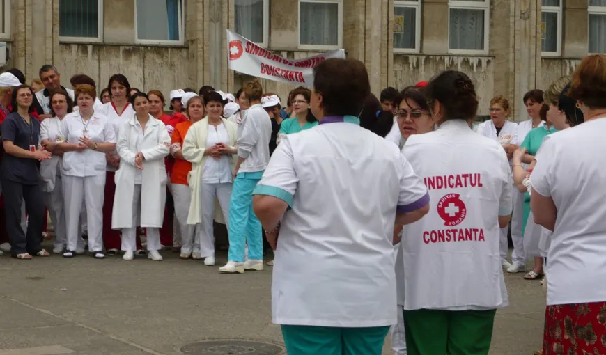 Medicii ameninţă cu pichetări în toată ţara şi un miting de amploare la Bucureşti VIDEO