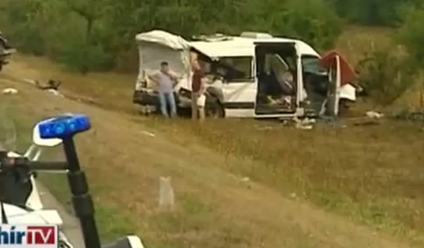 MĂRTURII EMOŢIONANTE ale şoferilor microbuzului implicat în accident în Ungaria: Am crezut că suntem în iad