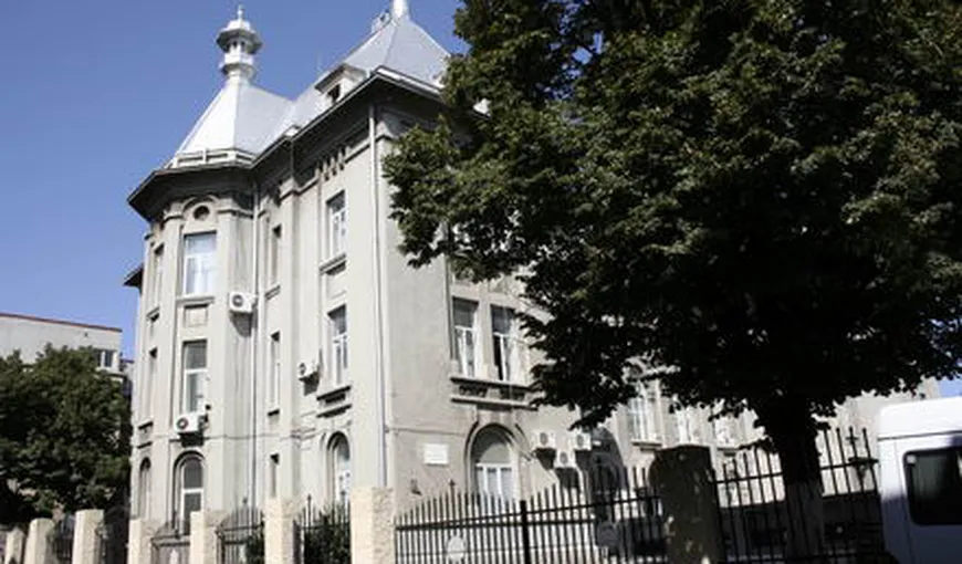 Cazul preotului şantajat: Arhiepiscopia Tomisului va face anchetă în funcţie de evoluţia dosarului