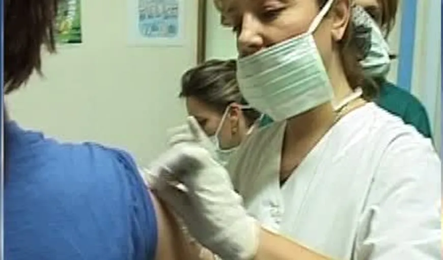 Ministerul Sănătăţii reia vaccinarea împotriva cancerului la col uterin