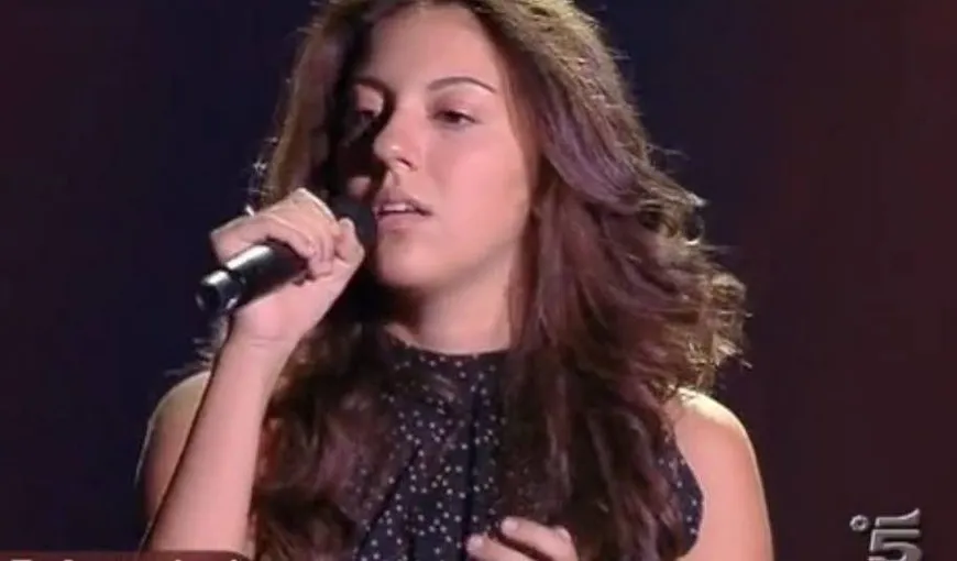 Vocea unei românce de 15 ani a uimit Italia. Fata cântă dumnezeieşte VIDEO