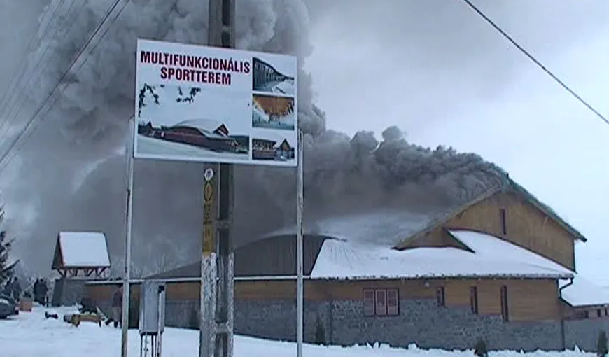 O sală de sport din Harghita, arsă în 2012, a fost reconstruită în timp record VIDEO