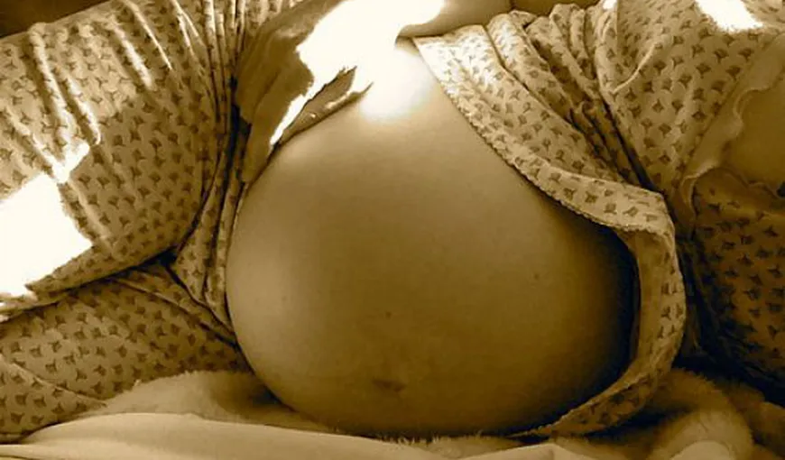 Minoră dintr-un centru de plasament, însărcinată în opt luni