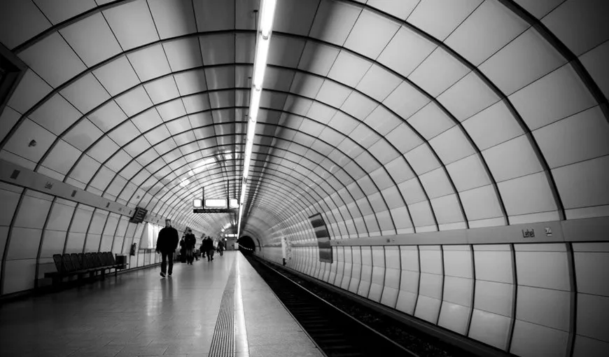 Ponta: Linia de metrou spre aeroport va fi realizată după finalizarea tronsoanelor începute