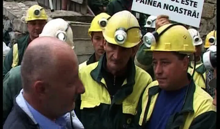 Minerii protestatari de la Roşia Montană şi-au petrecut noaptea în subteran