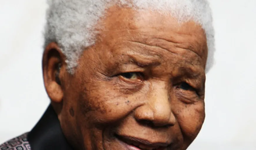Un nepot al lui Nelson Mandela anunţă că fostul preşedinte sud-african „se simte mult mai bine”