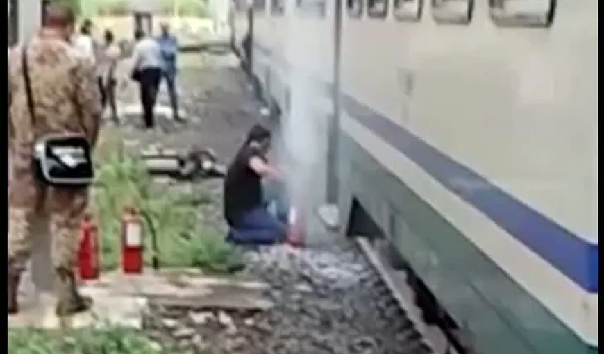 Panică într-un tren care mergea spre Roma: Un vagon a luat foc în mers VIDEO