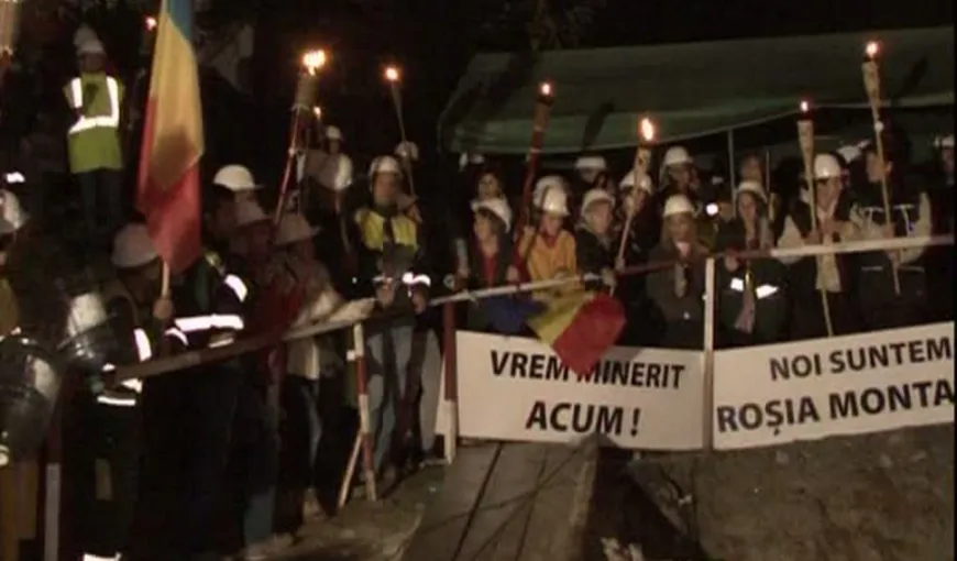 Miting de amploare la Roşia Montană. Solidari cu minerii protestatari, mii de oameni au ajuns în zonă
