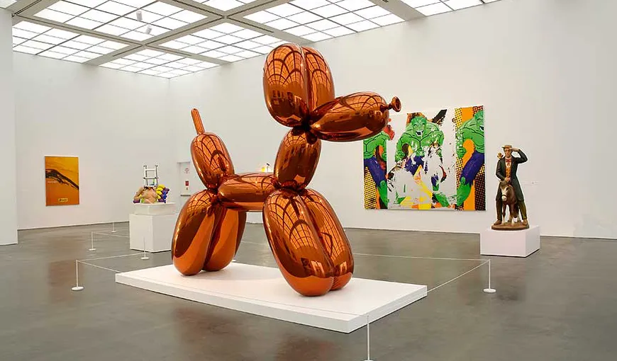 Sculptură în forma unui câine, de Jeff Koons, estimată la 55 milioane de dolari, scoasă la licitaţie