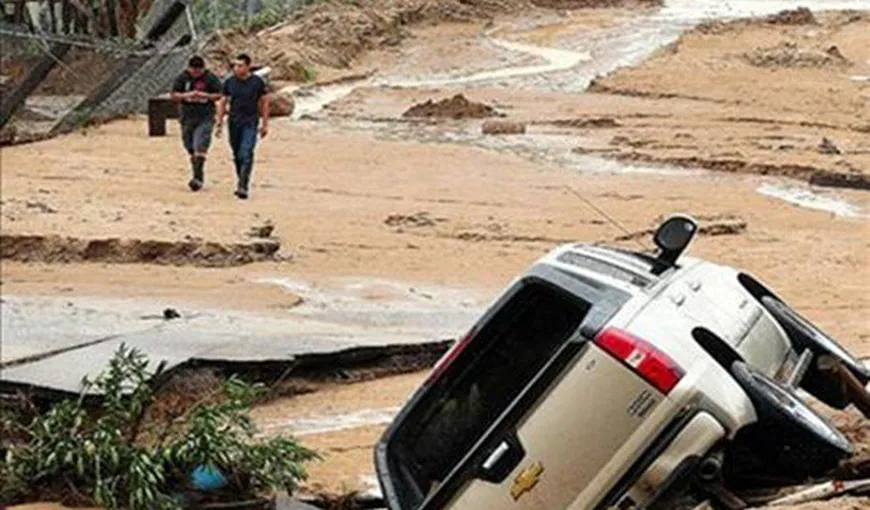 Uraganul Manuel a făcut cel puţin 80 de victime în Mexic. 58 de dispăruţi într-o alunecare de teren