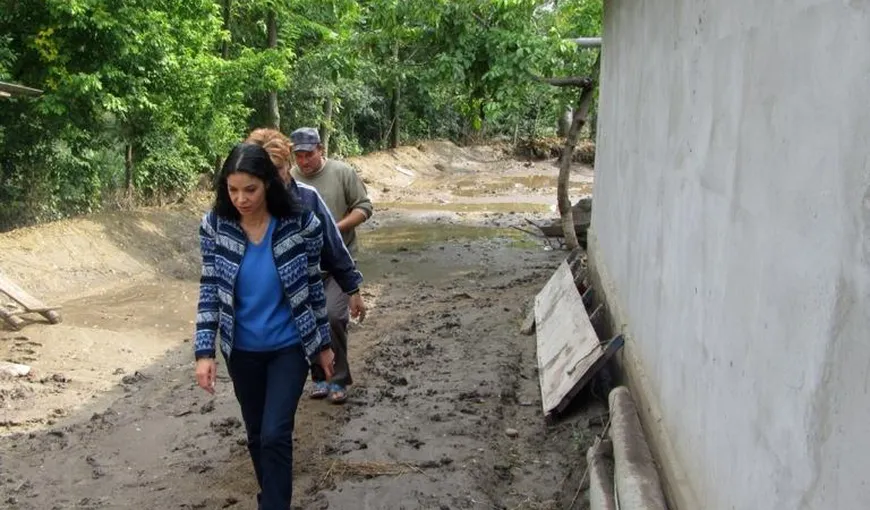 Ana Birchall se implică în rezolvarea situaţiei celor afectați de inundaţii din Zorleni