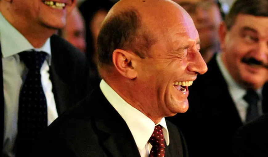 Traian Băsescu râde de ministrul Turismului: Dacă în loc de oaie s-ar pune un bou, ministrul ar fi foarte bine reprezentat