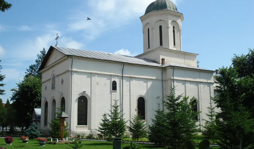NUNTA şi BOTEZUL, AFACERI PROFITABILE pentru biserici. Vezi ce preţuri practică preoţii în România