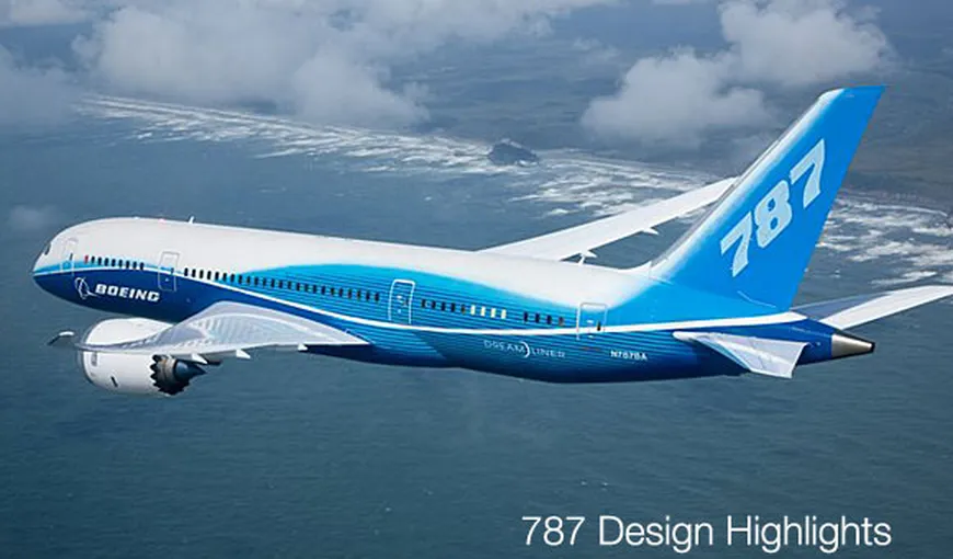O nouă problemă pentru Boeing 787 Dreamliner. A pierdut în zbor o bucată dintr-un panou de fuselaj