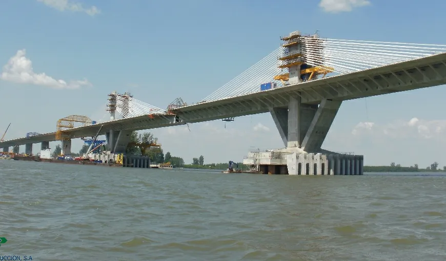 Circulaţia pe podul Calafat-Vidin va fi închisă miercuri şi vineri