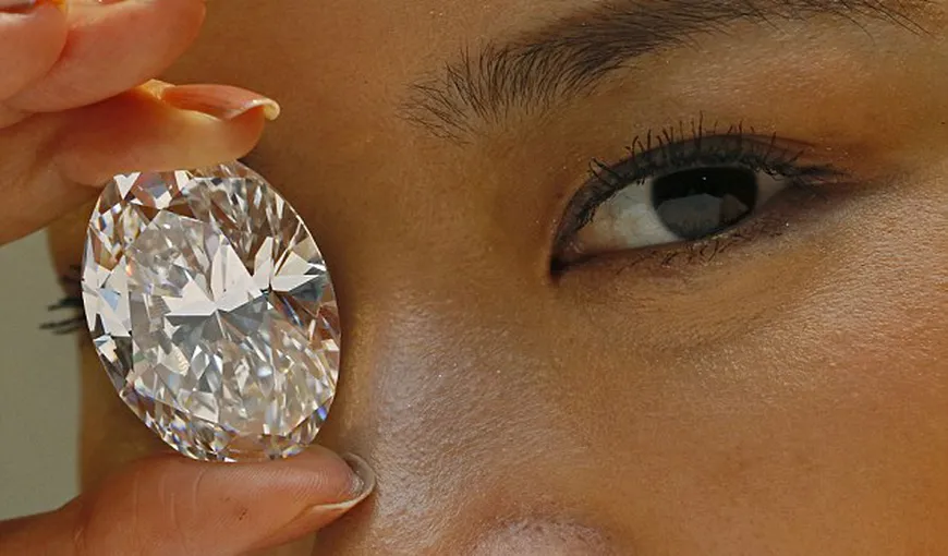Un diamant alb foarte rar, vândut la licitaţie, în Hong Kong, cu peste 30 de milioane de dolari