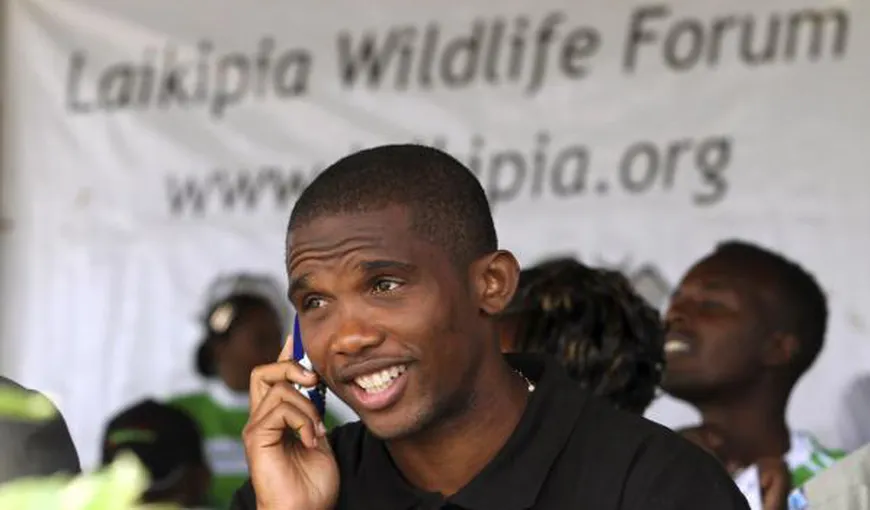 Culmea extravanganţei: Samuel Eto’o are 400 de telefoane mobile, dar nu ştie să trimită un SMS