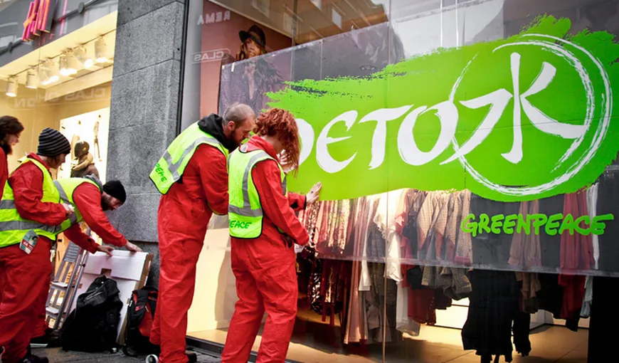 Greenpeace: Mai multe branduri celebre de haine folosesc în continuare substanţe toxice