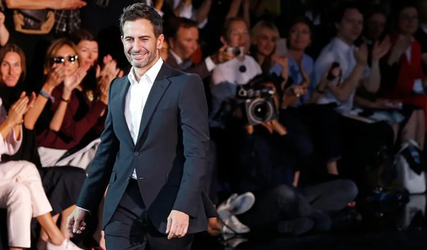 Designerul Marc Jacobs îşi anunţă plecarea de la Vuitton, după 16 ani