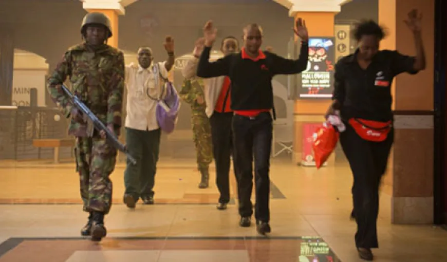 CINCI SUSPECŢI reţinuţi în cazul atacului de la mall-ul din Nairobi