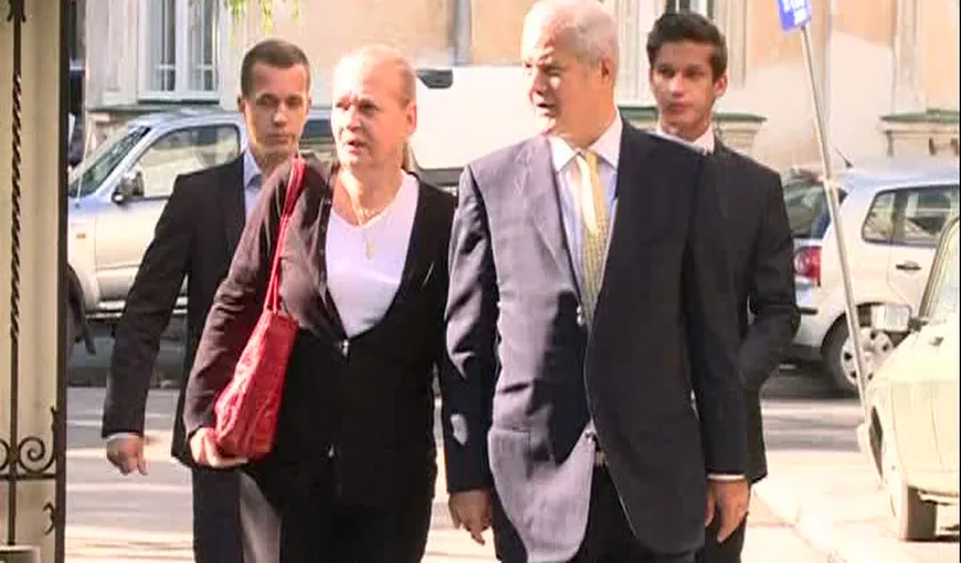 Adrian Năstase, la prima întâlnire cu familia, după ce a fost încarcerat VIDEO