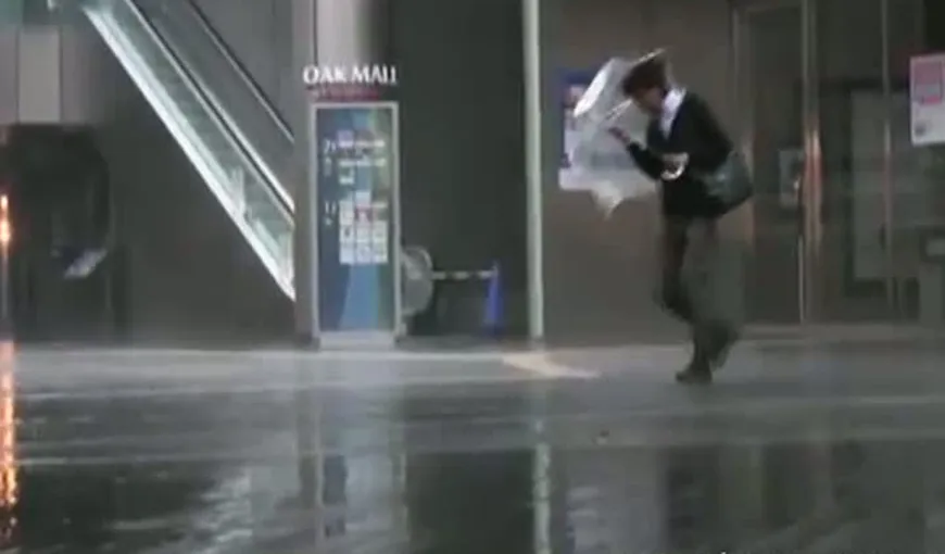 Japonia, devastată de un taifun. Mai multe persoane şi-au pierdut viaţa VIDEO