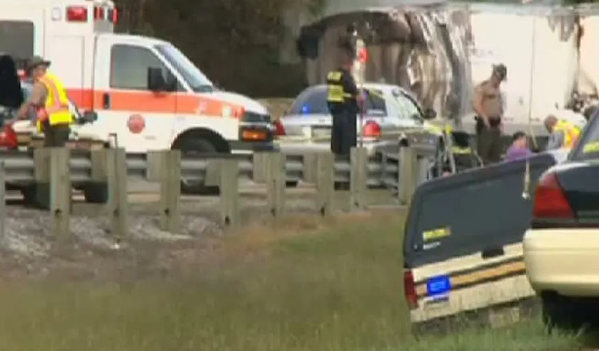 SUA: Accident de autobuz, în statul Tennessee soldat cu 8 morţi şi 14 răniţi