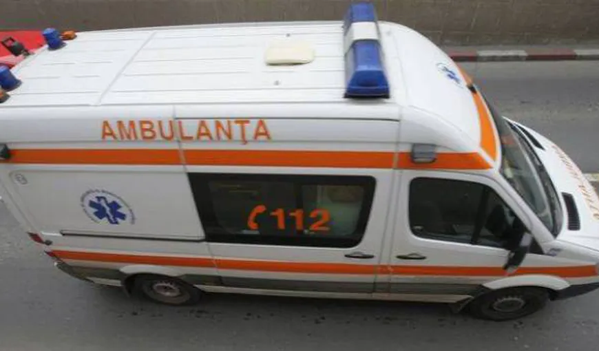 Accident TERIBIL în Covasna. Doi bătrâni au fost SPULBERAŢI de o ambulanţă pe trecerea de pietoni