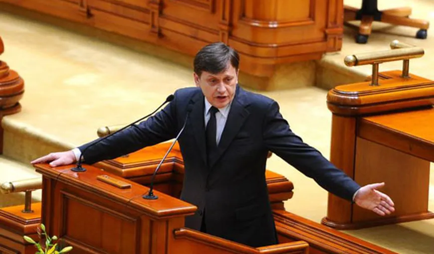 Antonescu: Băsescu vrea să ciupească puncte pe buget, e un animator de mici grupuri politice