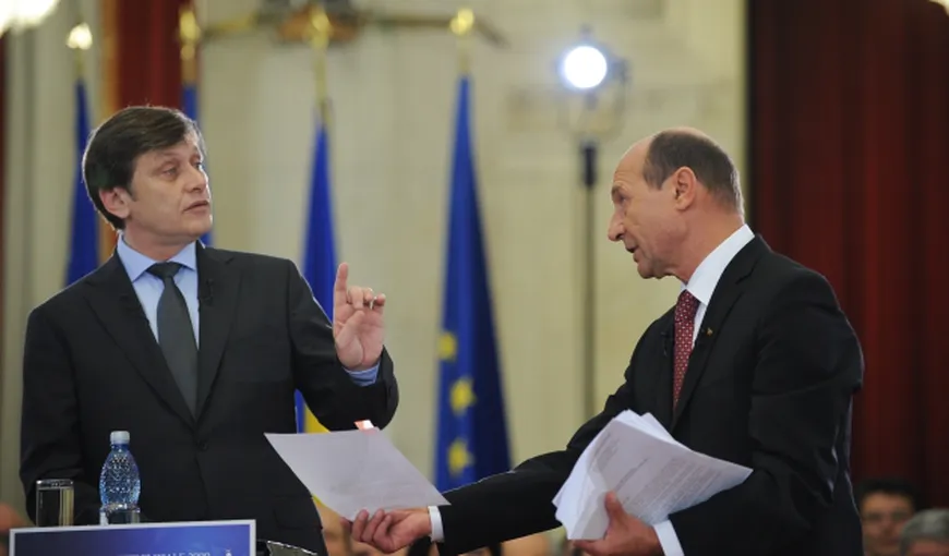 Scenariul lui Antonescu. Cum poate ajunge Traian Băsescu premier dacă preşedintele PNL câştigă alegerile