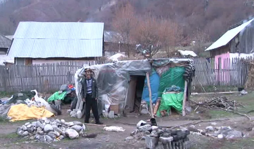 Bătaie ca-n filme între două familii de romi. Victimele fac declaraţii incredibile VIDEO