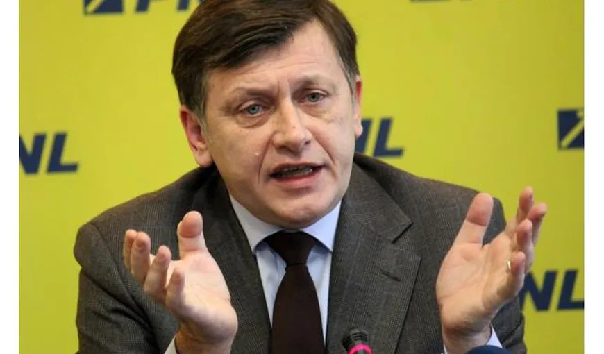 Antonescu: Acuzaţia lui Voiculescu că PNL i-ar zâmbi preşedintelui Băsescu e profund neruşinată