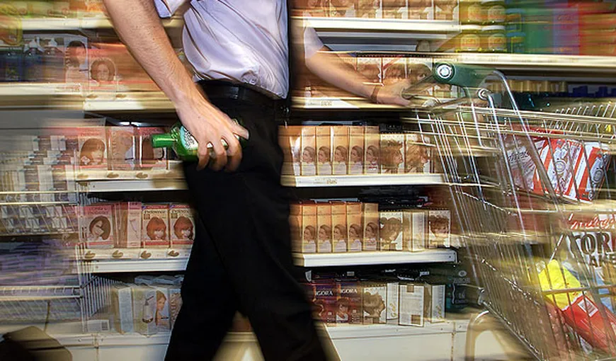 O bandă de hoţi români a furat produse din 117 supermarketuri din Franţa