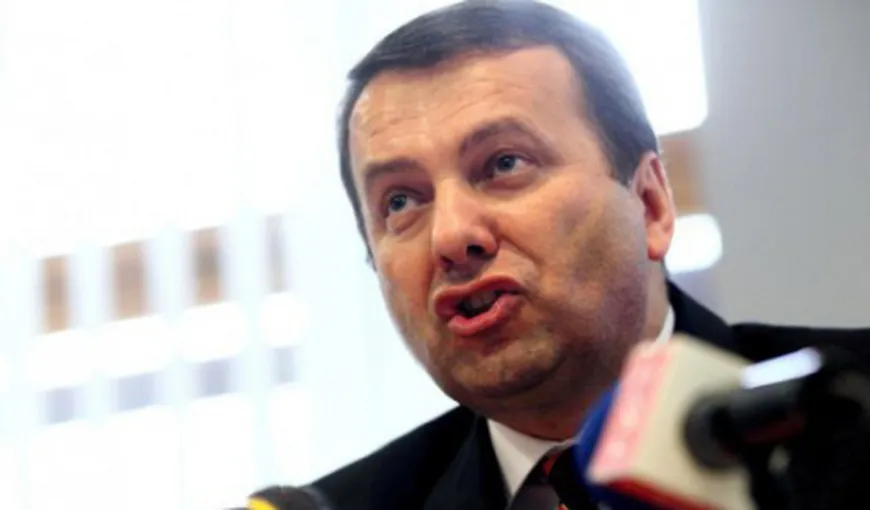 Ialomiţianu: Guvernul taie din investiţii ca să redreseze dezastrul de la încasările bugetare