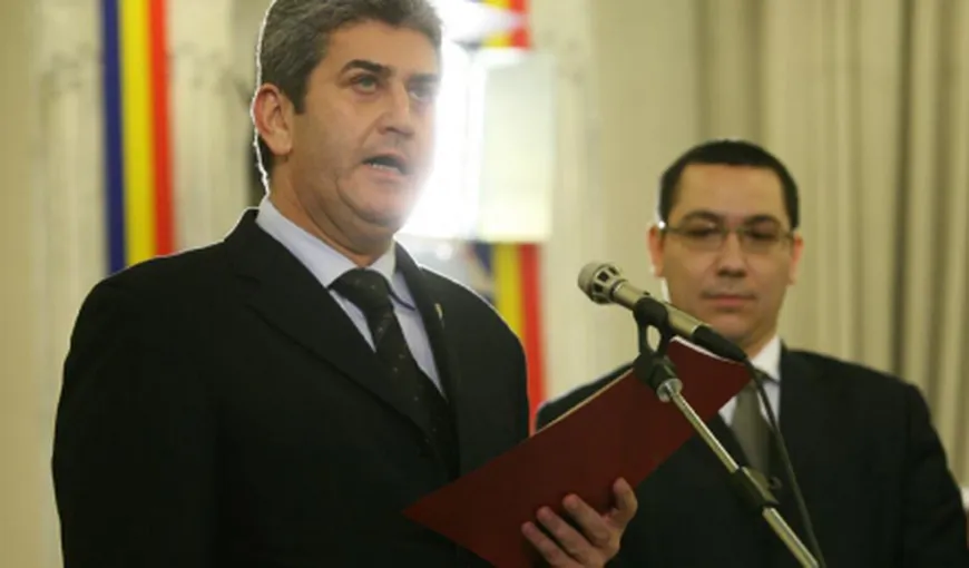 Gabriel Oprea, delegat de premierul Victor Ponta să participe la şedinţa CSAT