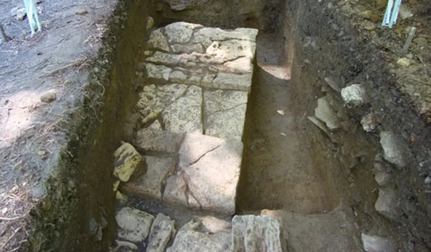 Anchetă în cazul unor săpături arheologice făcute la mănăstirea din Baia de Aramă
