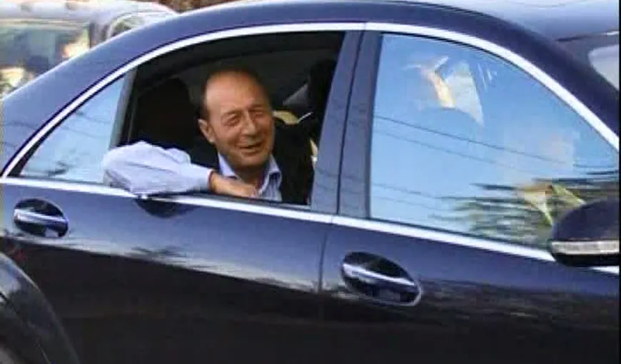 Traian Băsescu petrece de Anul Nou la Predeal VIDEO