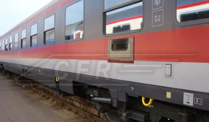 CFR: Nu au fost încălcate prevederile legale în cazul trenului blocat patru ore pe câmp, în Gorj
