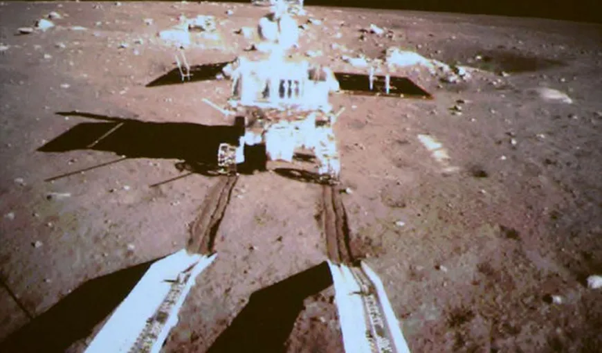 Roverul „Iepurele de Jad” al Chinei a început plimbarea pe Lună: Ce speră să găsească acolo