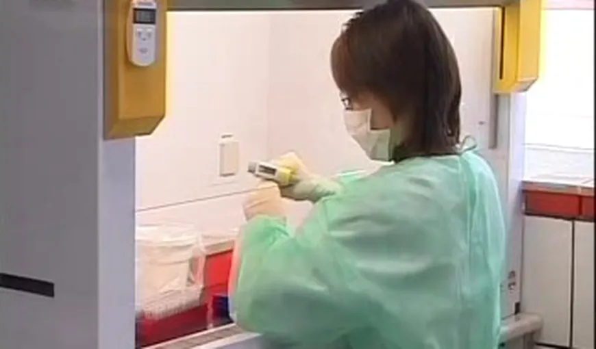 Primul deces provocat de gripa aviară H7N9