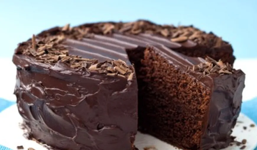 REŢETA ZILEI: Tort glossy de ciocolată