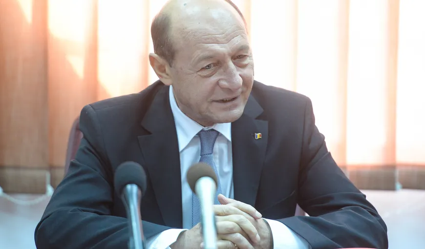 Băsescu, ATAC DUR la Ponta: Premierul să înceteze atacurile la adresa Justiţiei. Ponta: „Eu mă bat cu Băsescu”