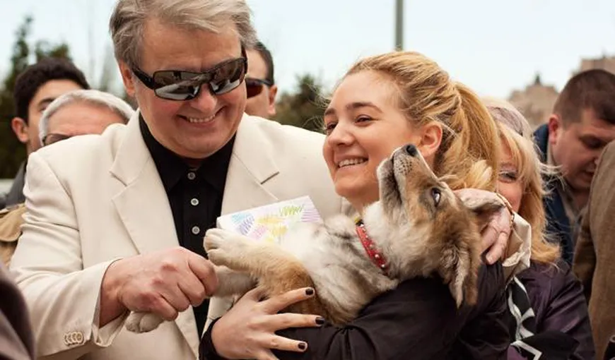 Corneliu Vadim Tudor are acasă o adevărată menajerie: căţeluşa Elodia şi câinele „Dan Diaconescu în direct”