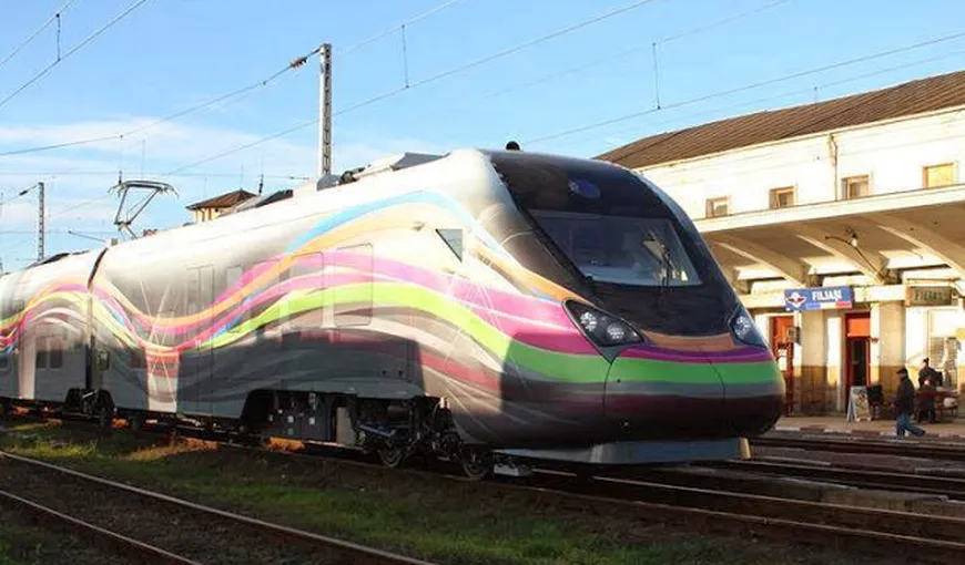 Hyperion, primul tren electric românesc va fi dat în folosinţă în februarie. Va atinge 200 de km la oră